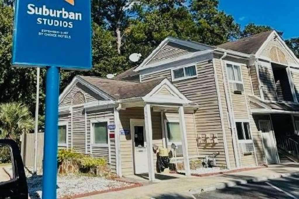 Suburban Studios Abercorn Savannah Exteriör bild