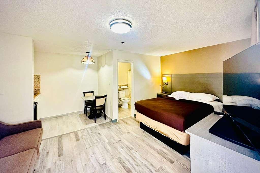 Suburban Studios Abercorn Savannah Rum bild