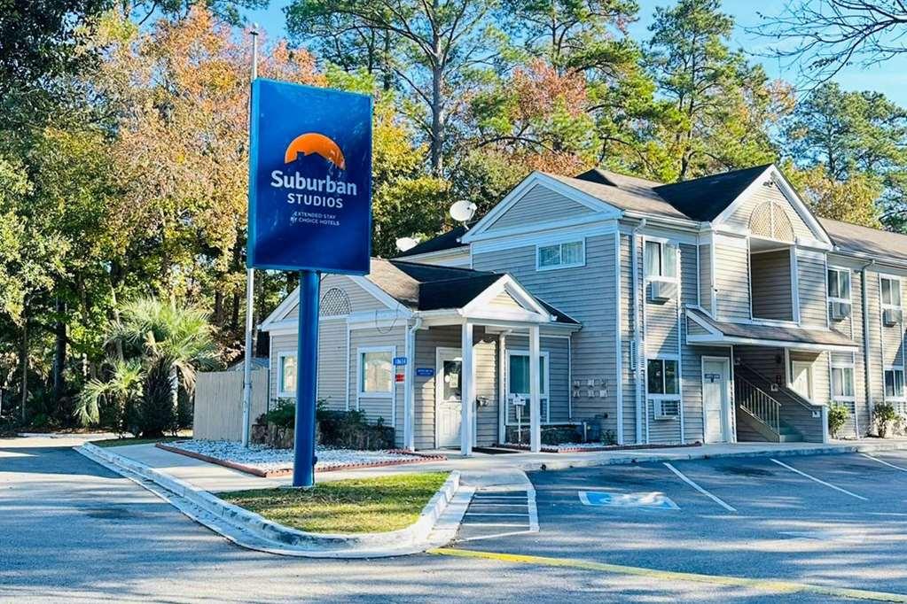 Suburban Studios Abercorn Savannah Exteriör bild